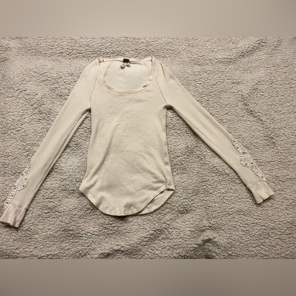 Free People Thermal long sleeve with lace. NWOT.